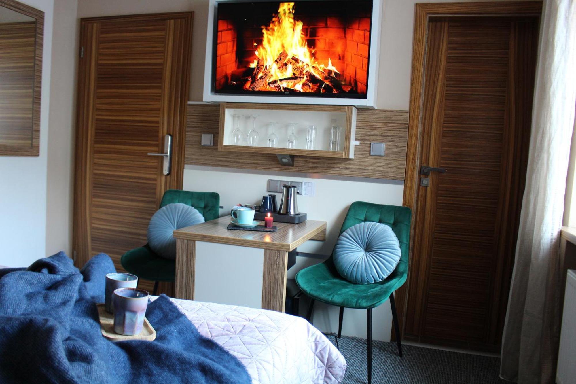 Hotel Plzen Ngoại thất bức ảnh