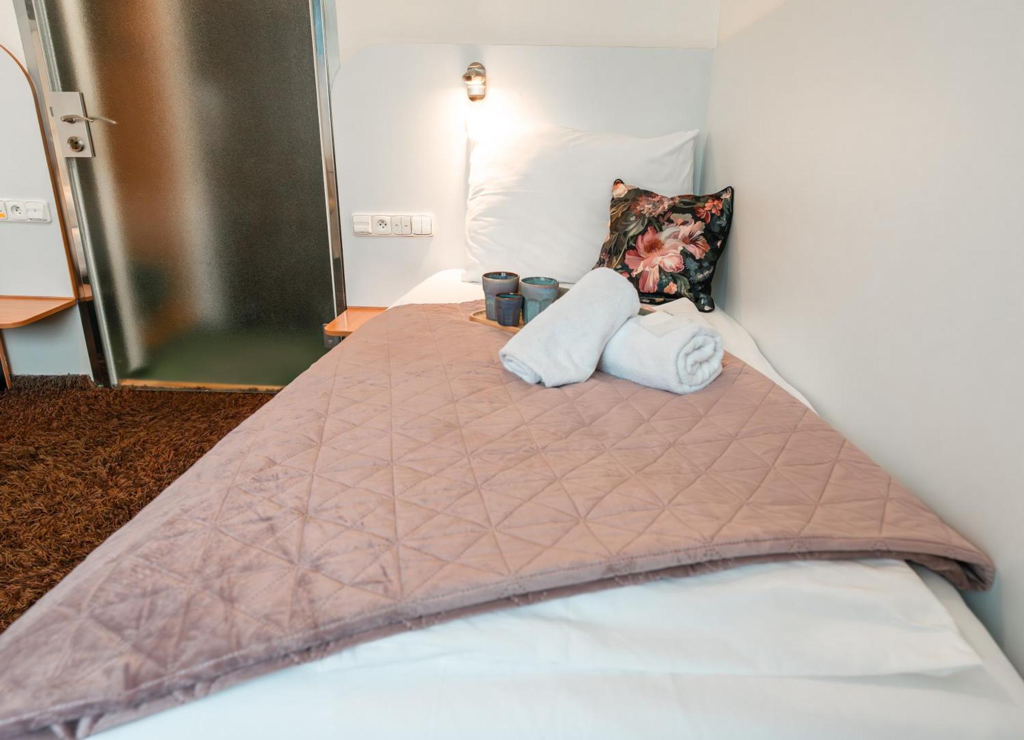 Hotel Plzen Ngoại thất bức ảnh